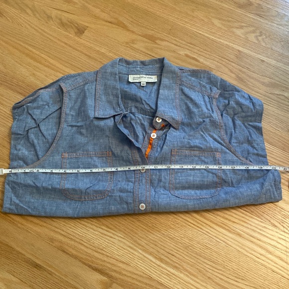 Jones New York Denim Sleeveless Blouse - Picture 5 of 5